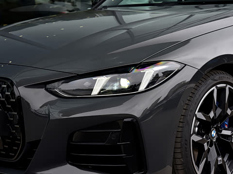 2026�� 430i M�˶���ҹ��װ