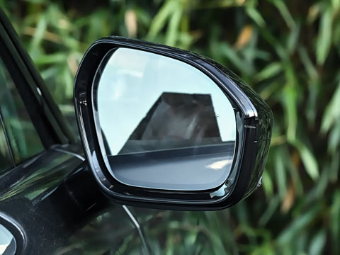 2026�� 102kWh �����е�ǩ����