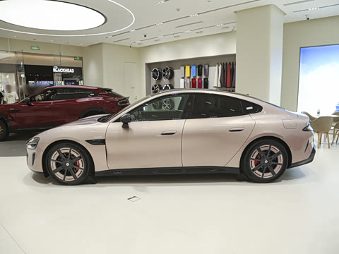2026�� Max