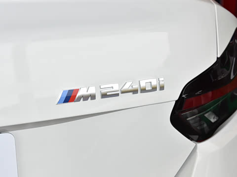 2024�� M240i