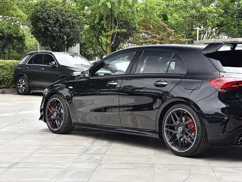 2026�� AMG A 45 S 4MATIC+
