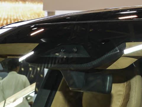 2026�� ���� 750 �����콢��