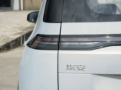 2025�� Plus 610 ������