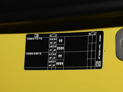 2025�� JOHN COOPER WORKS