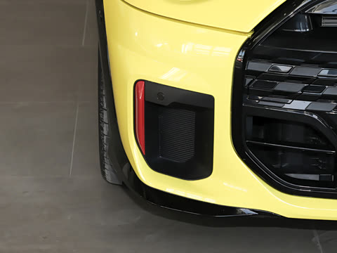 2025�� JOHN COOPER WORKS