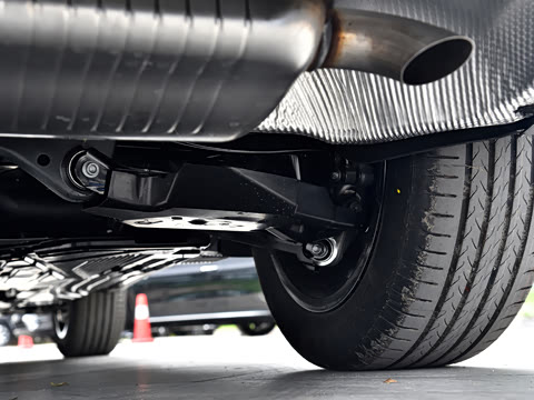 2026�� �Ŀ� GLC 260 L 4MATIC �����