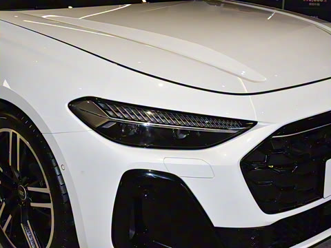 2026�� 2.0T �˶��� quattro