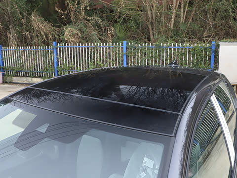 2026�� 300TSI R-Line