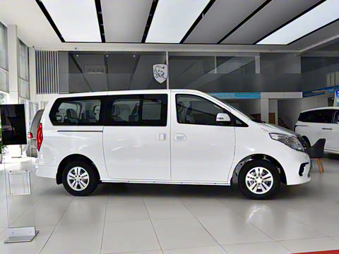 2025�� 2.0L �ֶ�������CNG 7��