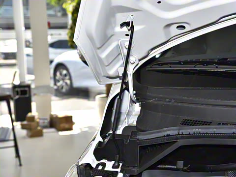 2025�� 2.0L �ֶ�������CNG 7��