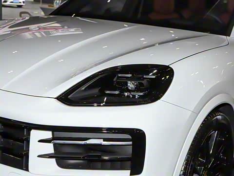 2026�� Cayenne Coup�� 3.0T