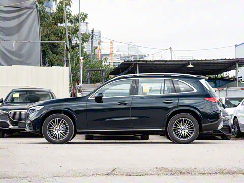 2026�� GLC 300 L 4MATIC ������ 5��