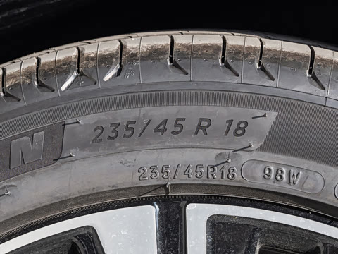2027�� B4 ��Զ������