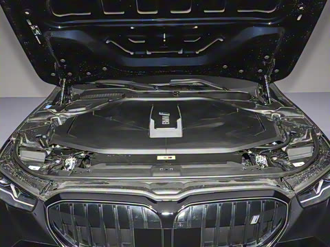 2025�� eDrive 40L M�˶���װ