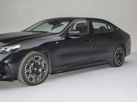 2025�� eDrive 40L M�˶���װ