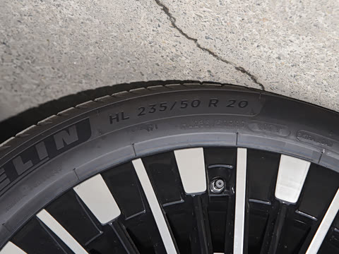 2026�� ���� 750 Ultra