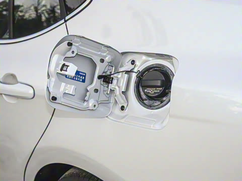 2026�� 2.0S �˶���