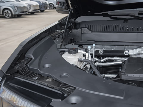 2025�� 215���а�