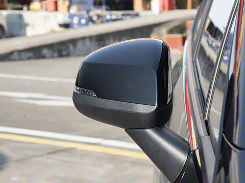 2025�� Plus 610 ������