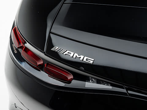 2026�� AMG GT 63 4MATIC+