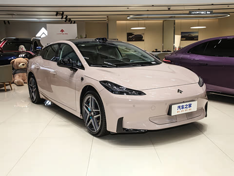 2025�� �Ŀ� 710 Max��