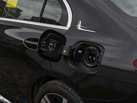 2025�� �Ŀ� C 350 eL