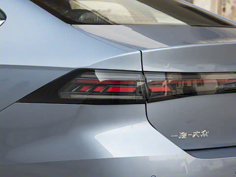 2026�� L 300TSI DSG ��Ӣ��