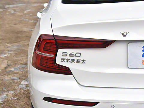 2026�� B4 ��Զ������