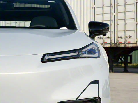 2026�� 215Max���̰�