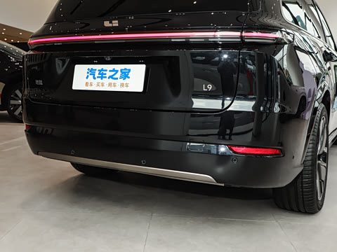 2025�� Pro ���ܻ��°�