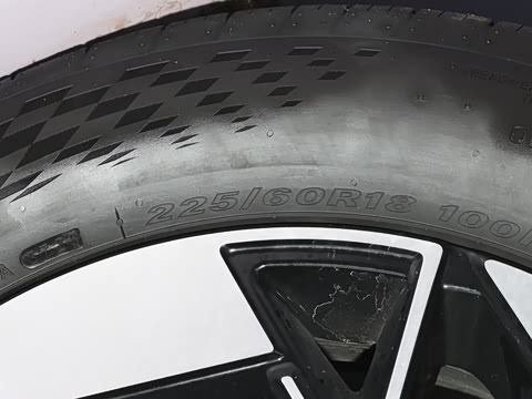 2025�� ����SMART�� 64.2kWh