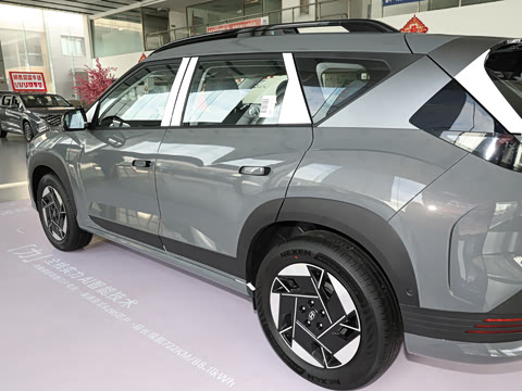 2025�� ����SMART�� 64.2kWh