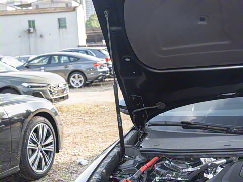 2026�� allroad quattro 55 TFSI