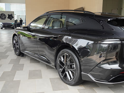 2026�� Max ˫��������