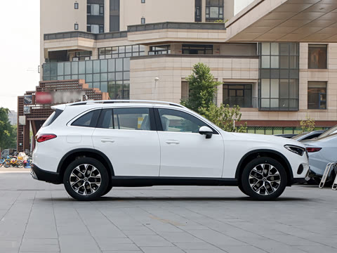 2026�� �Ŀ� GLC 260 L 4MATIC �����