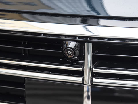 2026�� E 300 L ������