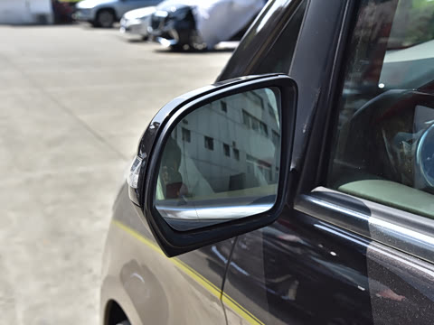 2023�� ��ʨϵ�� 2.0T �� 7��