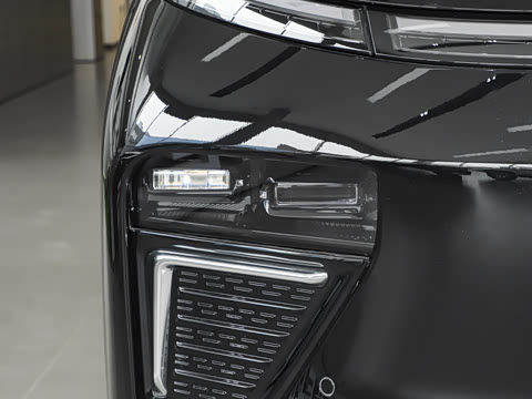 2025�� ���� 265 Max��������������ʻ