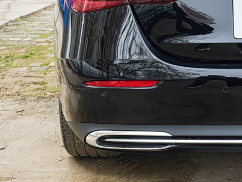 2026�� �Ŀ� E 300 L ʱ����