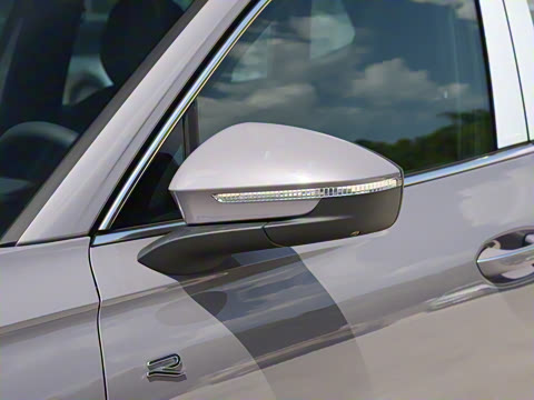 2025�� PRO 380TSI ���� R-Line �����