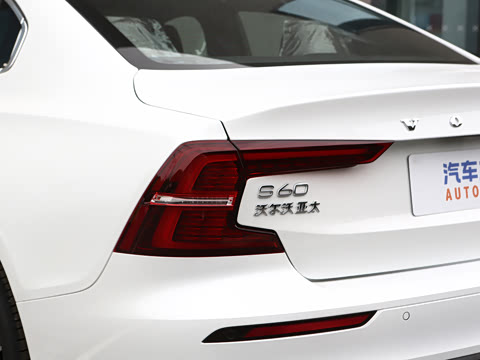 2027�� B4 ���ݺ�����