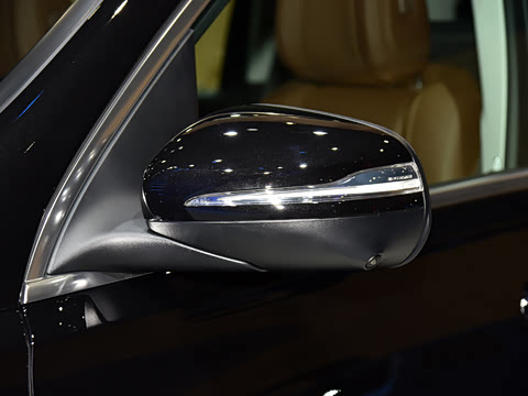 2026�� GLS 450 4MATIC ������