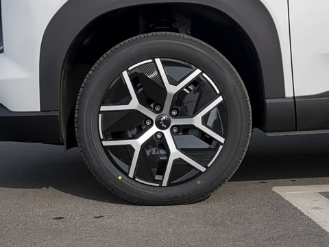 2026�� 1.5T 6MT ������ 