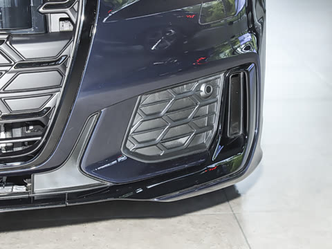 2025�� Avant 45 TFSI ��̽�ռ�