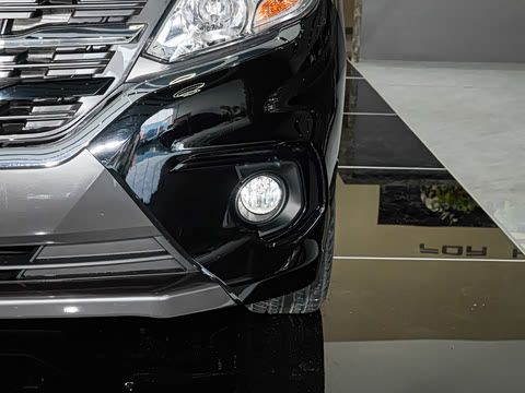 2027�� 2.0L ������ 7��