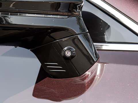 2026�� 225km EM-i Զ�����ǺӰ�