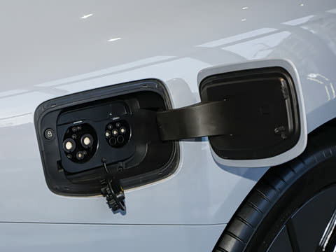 2025�� 820 �������� Ultra