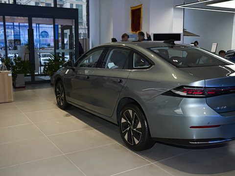 2026�� L 300TSI DSG ��Ӣ��