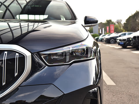 2026�� �Ŀ� eDrive 35L M�˶���װ