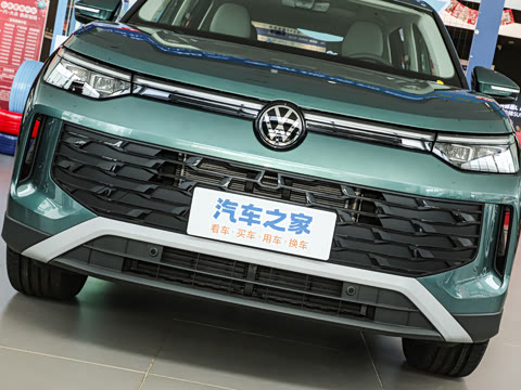 2025�� ̽��L 300TSI ������Ӣ